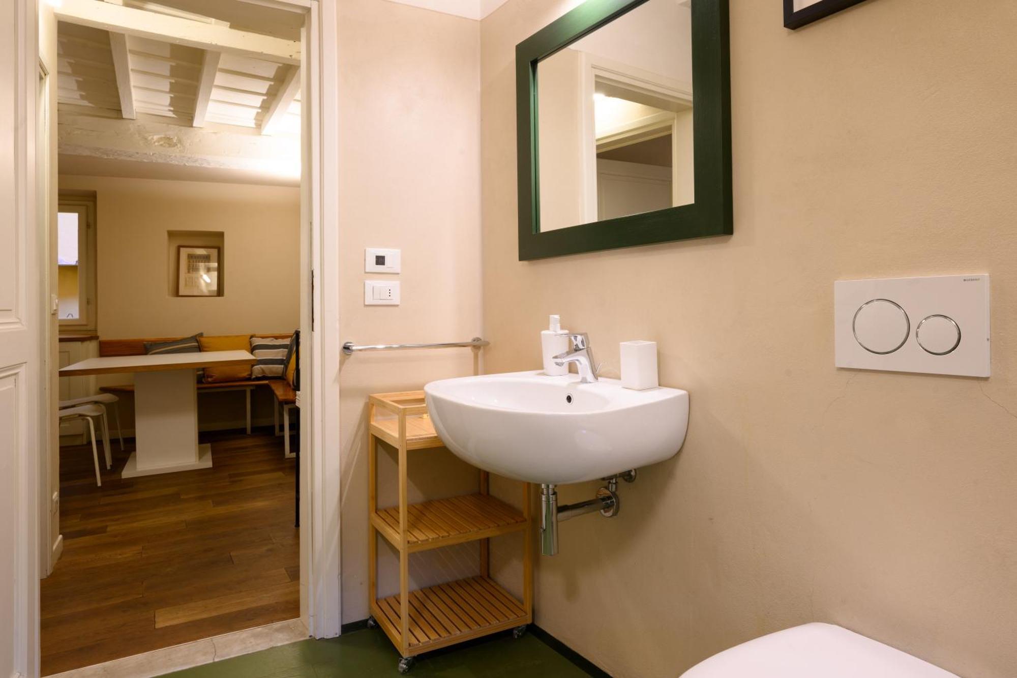Santa Croce Charming Apartment Florence Ngoại thất bức ảnh