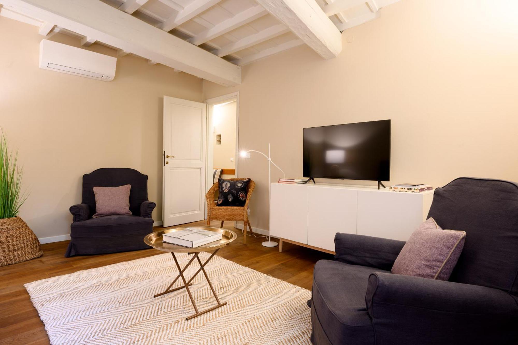 Santa Croce Charming Apartment Florence Ngoại thất bức ảnh