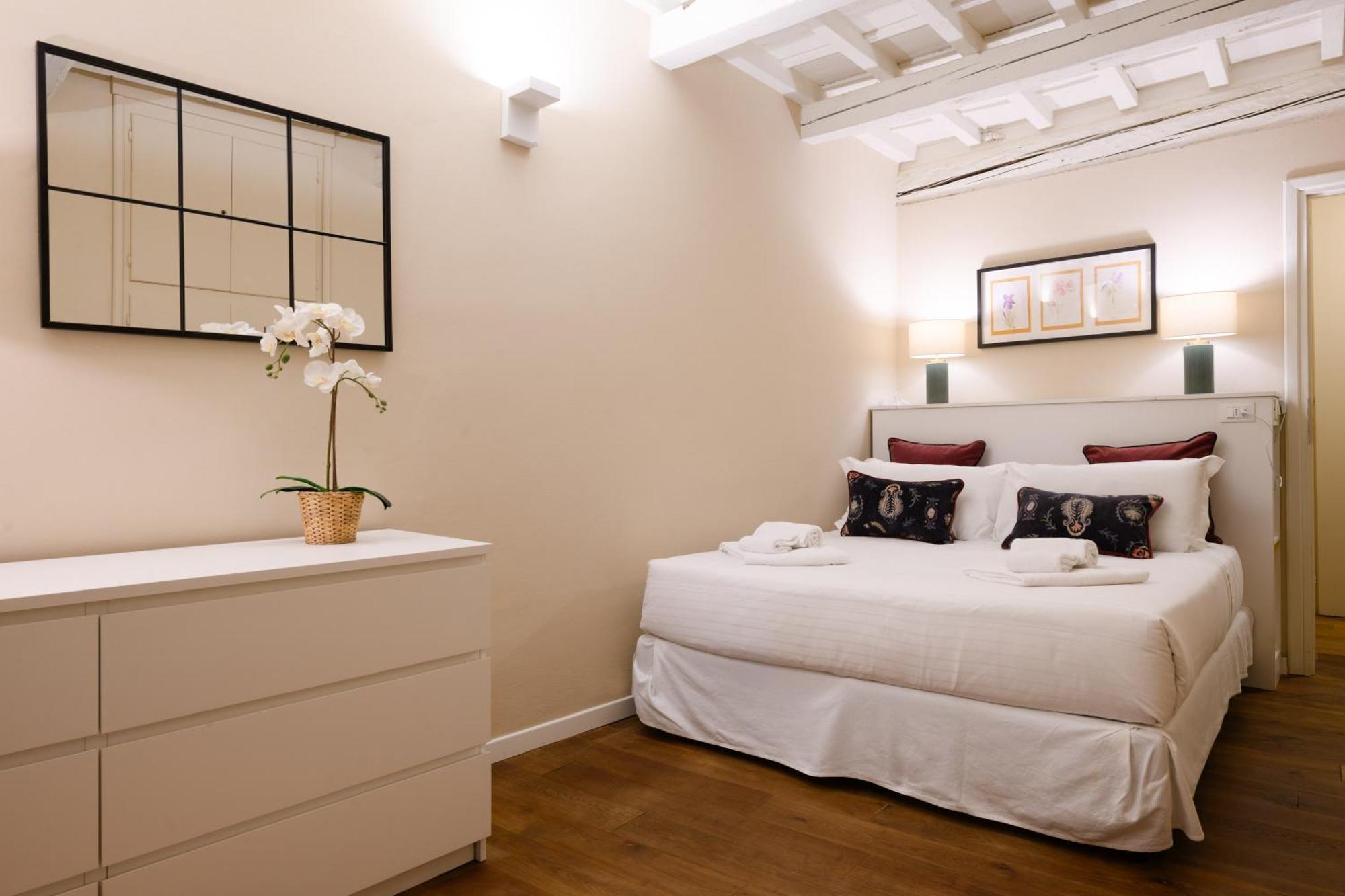 Santa Croce Charming Apartment Florence Ngoại thất bức ảnh
